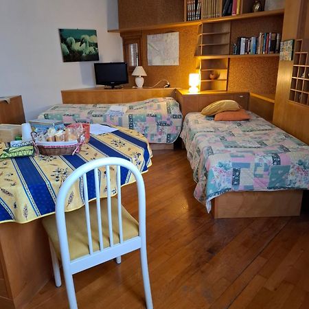 B&B Due Abeti Φλωρεντία Εξωτερικό φωτογραφία
