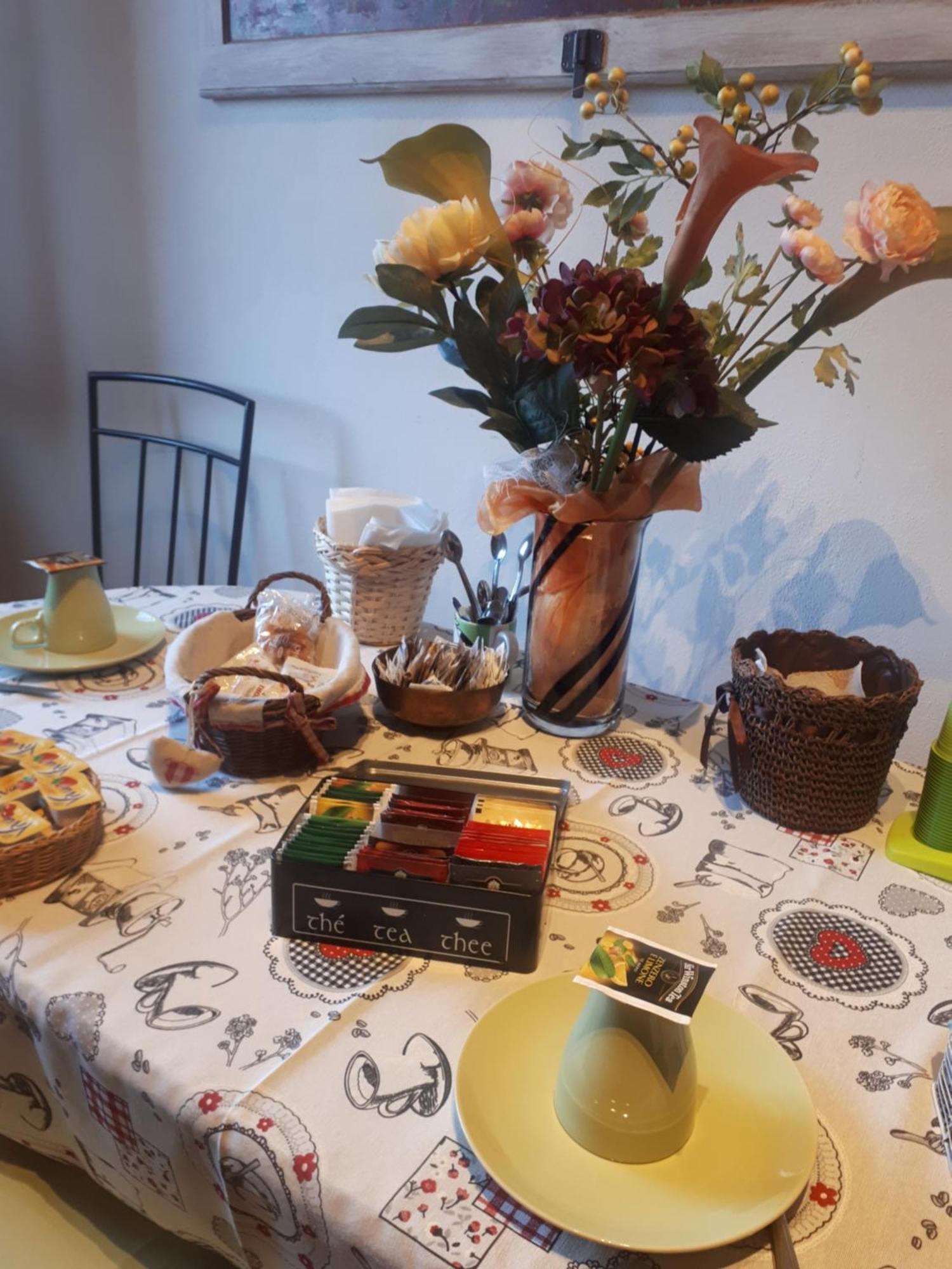 B&B Due Abeti Φλωρεντία Εξωτερικό φωτογραφία